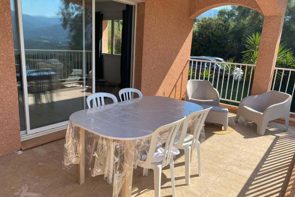 Joli F3 De 60M2 Avec Balcon Apartment Bastelicaccia Exterior photo