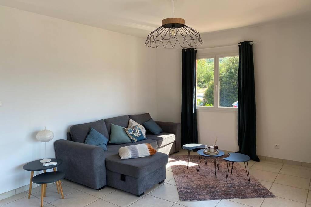 Joli F3 De 60M2 Avec Balcon Apartment Bastelicaccia Exterior photo